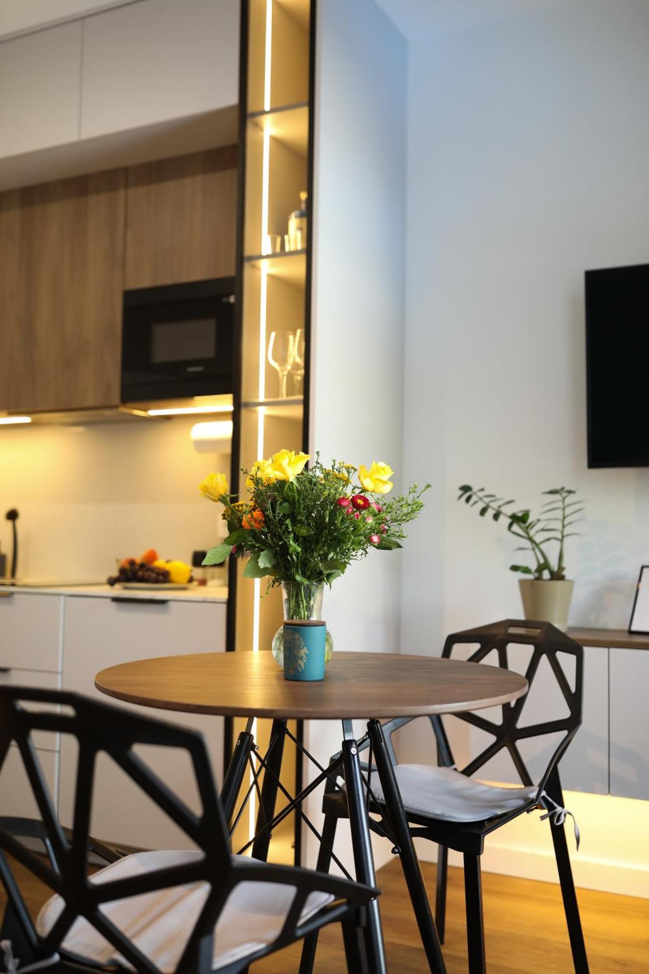Apartament Zdziechowskiego With Parking And Ac, Mokotow Warsaw Exterior photo